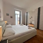 Lägenhet Kibilu - Luxury Centre With Parking Varese