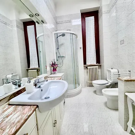 Kibilu - Luxury Centre With Parking * Varese